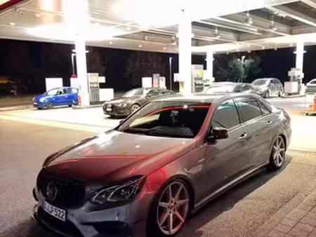Mercedes-Benz Classe E E 400 V6 3.0 333