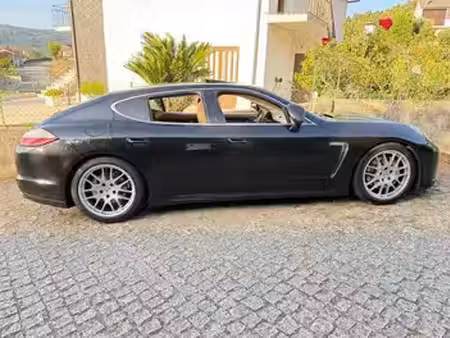 Porsche Panamera S V6 3.0