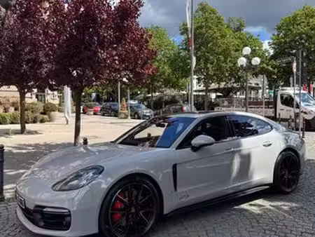 Porsche Panamera GTS V8 4.0 460 4x4