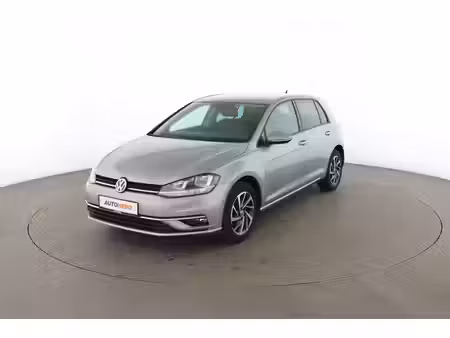Volkswagen Golf 1.0 TSI 110