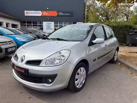 Renault Clio 1.6 110 Confort Expression