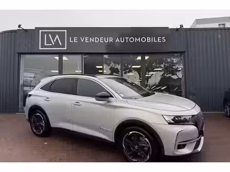 DS 7 E Tense 1.6 300 Performance Line 4x4