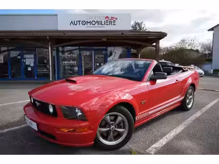 Ford Mustang V8 4.6 GT Premium