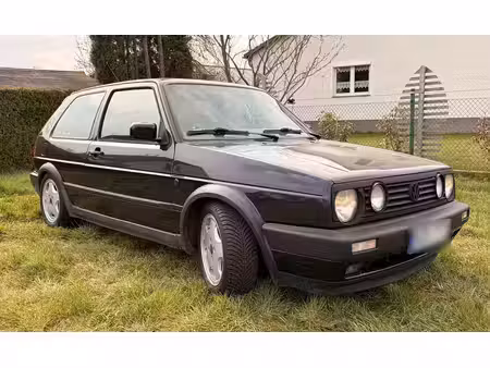 Volkswagen Golf 2.0 90