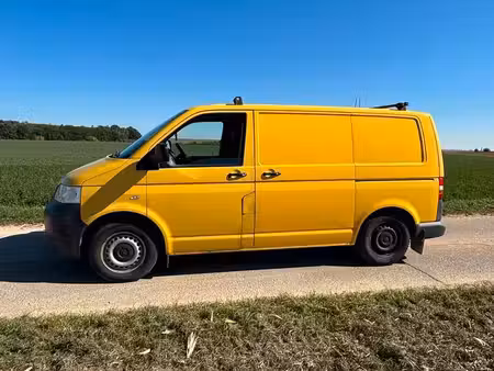 Volkswagen Transporter T5 1.9 TDI 84