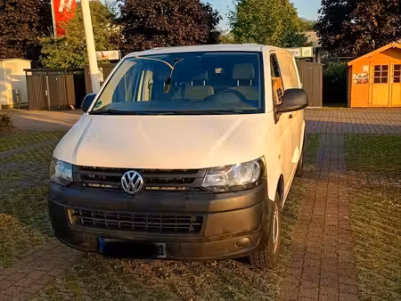 Volkswagen Transporter T5 2.0 TDI 102