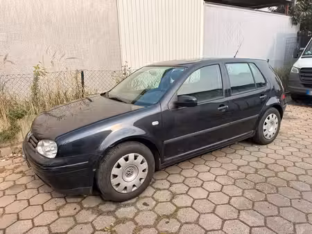 Volkswagen Golf 1.4 75