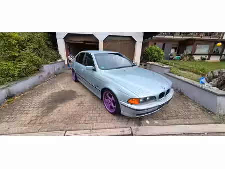 BMW Série 5 520i 150