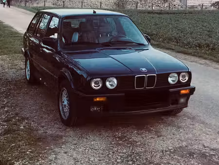 BMW Série 3 325i