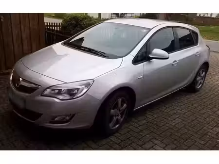 Opel Astra 1.3 CDTI 95