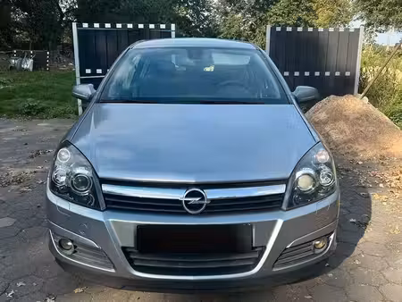 Opel Astra 1.6 105