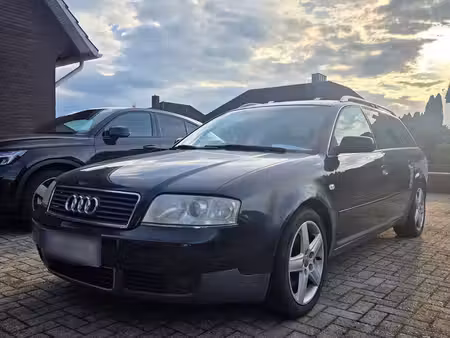 Audi A6 V6 2.5 TDI 180 quattro