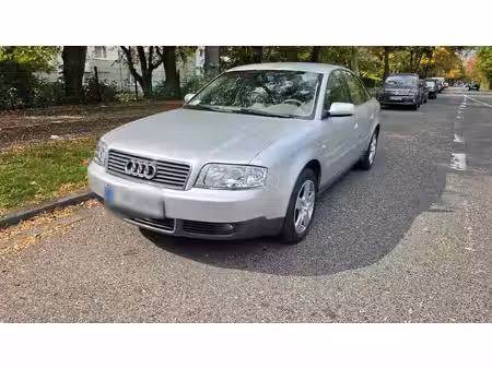 Audi A6 V6 2.4 170
