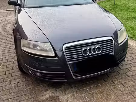 Audi A6 quattro