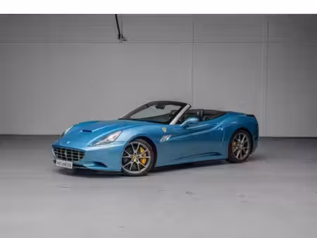 Ferrari California V8 4.3 460