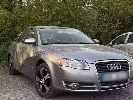 Audi A4 1.6 102