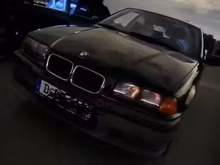 BMW Série 3 361i 1.6 102