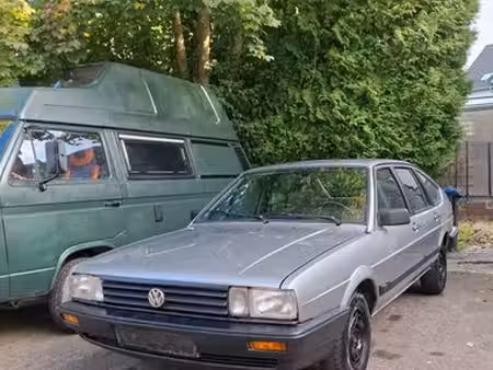 Volkswagen Passat 1.6 75