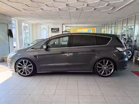 Ford S-Max 2.0 TDCi Titanium