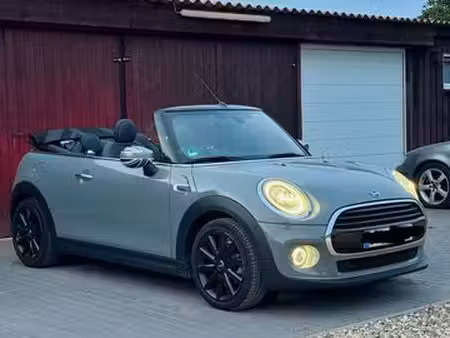Mini Cabrio Cooper 1.5 136