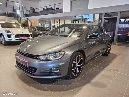 Volkswagen Scirocco 2.0 TSI 220