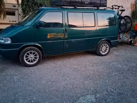 Volkswagen Transporter T4 2.5 TDI 102