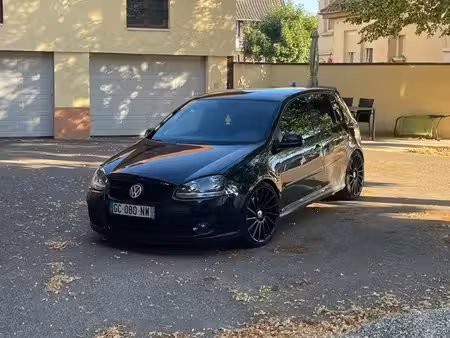Volkswagen Golf GTI 2.0 200