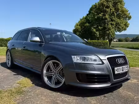 Audi A6 RS6 V10 5.0 TFSI 580 quattro