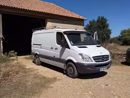 Mercedes-Benz Sprinter V6 3.0 184