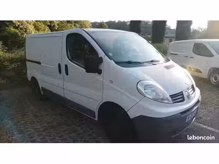 Renault Trafic 2.0 dCi 90