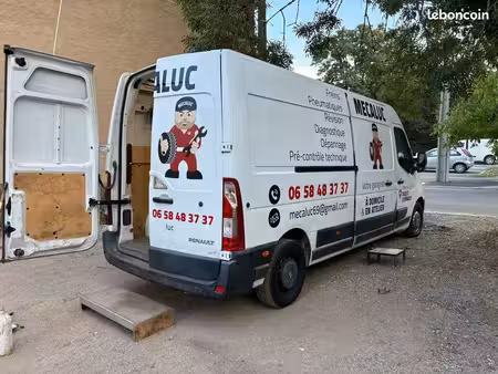Renault Master 2.3 dCi 125