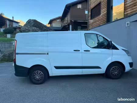 Ford Transit 2.2 TDCi 125