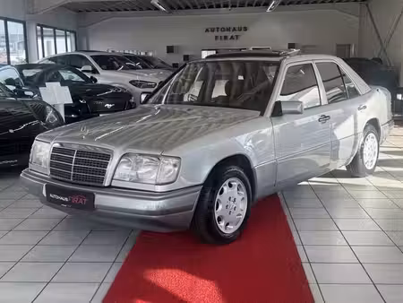 Mercedes-Benz Classe E E 220
