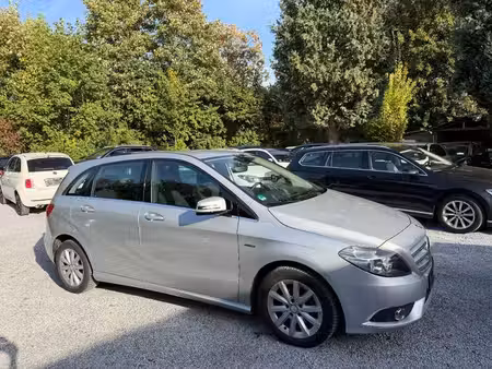 Mercedes-Benz Classe B B 180