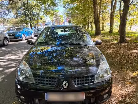 Renault Clio RS 2.0 182