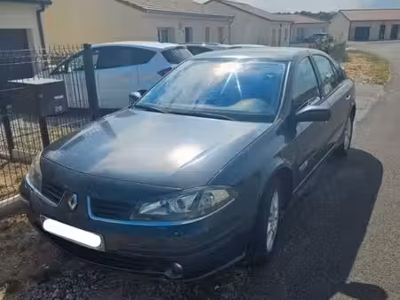 Renault Laguna 1.9 dCi 125