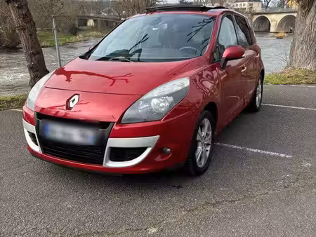 Renault Scénic 2.0 dCi 160