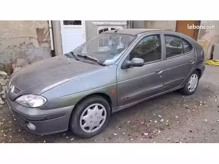 Renault Mégane 1.6 110 RXT