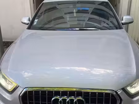 Audi Q3 2.0 TDI 140 S line