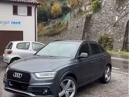 Audi Q3 2.0 TDI 140 S line quattro