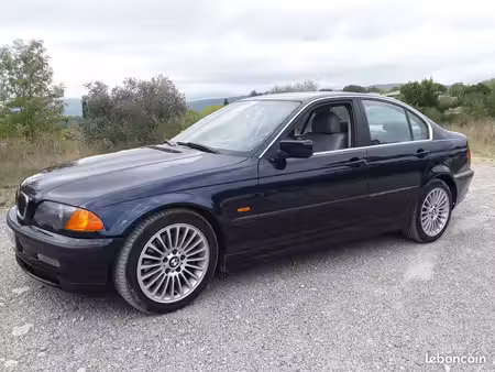 BMW Série 3 330d 3.0 183