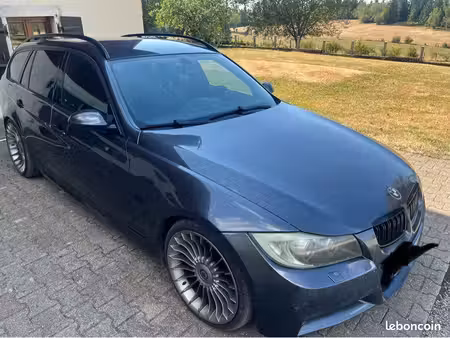 BMW Série 3 330d 3.0 231