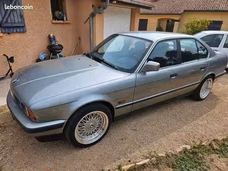 BMW Série 5 525i
