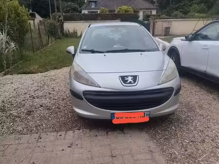 Peugeot 207 1.4 HDi 70