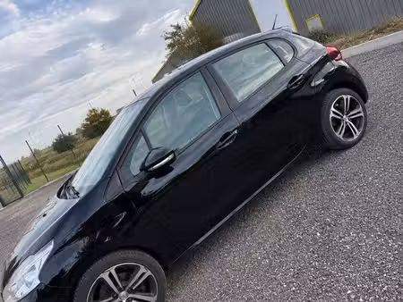 Peugeot 208 1.6 THP 208