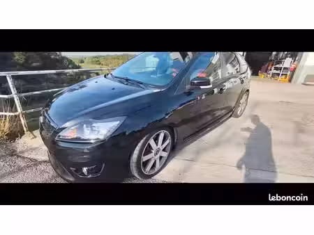 Ford Focus ST 2.5 225
