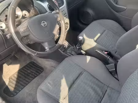 Opel Corsa 1.2 75