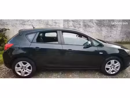 Opel Astra CDTI 110