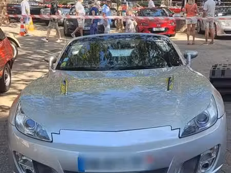 Opel GT 2.0 T 264