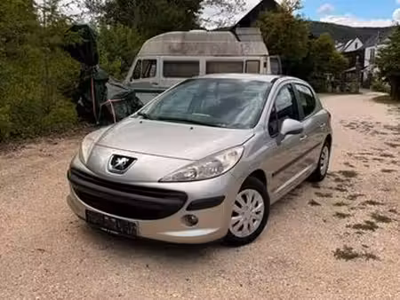 Peugeot 207 1.4 HDi 70